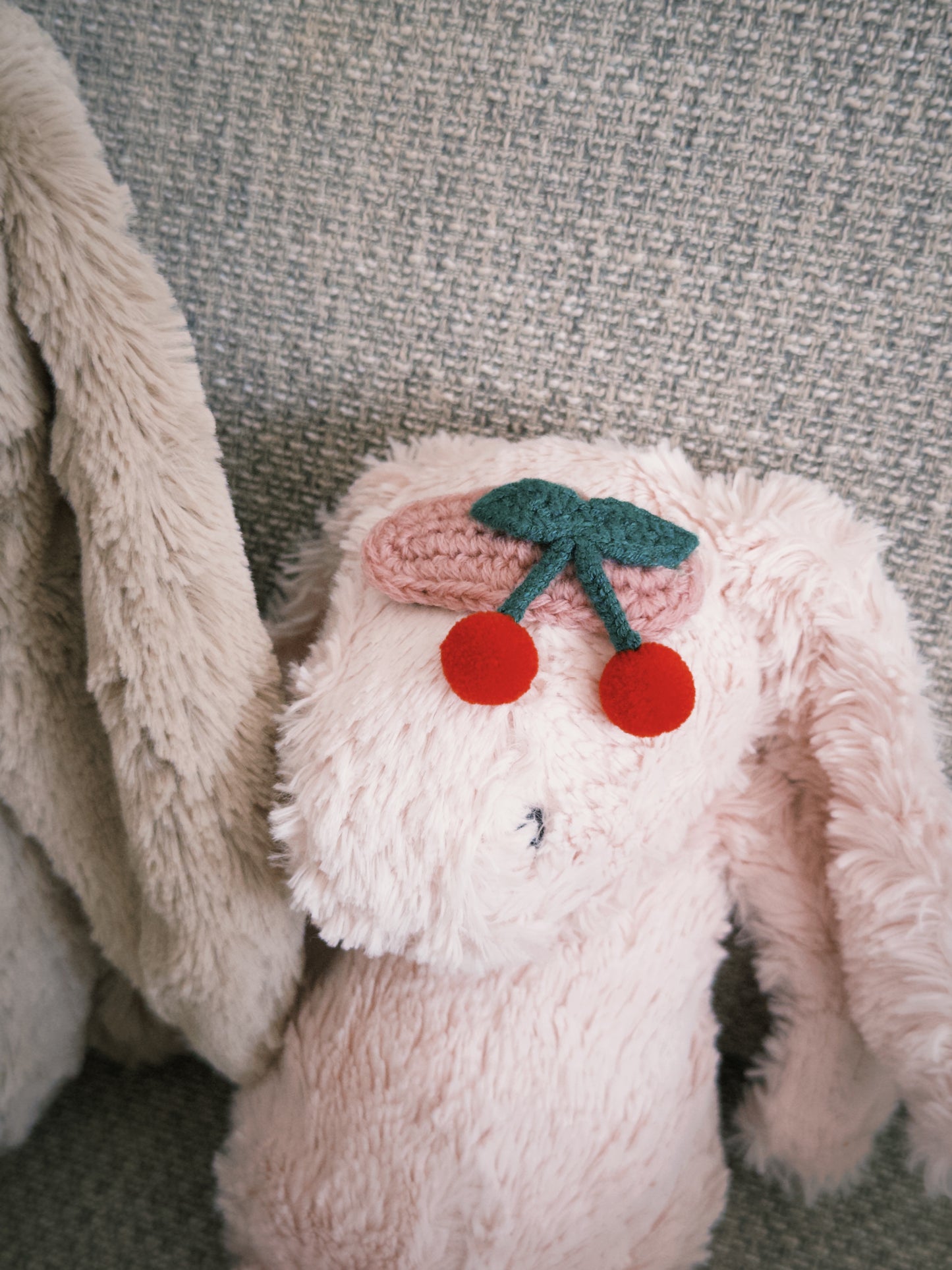 Children Handmade Cherry Hairclip (1 Pc) 兒童車厘子針織髮夾 (1個裝)