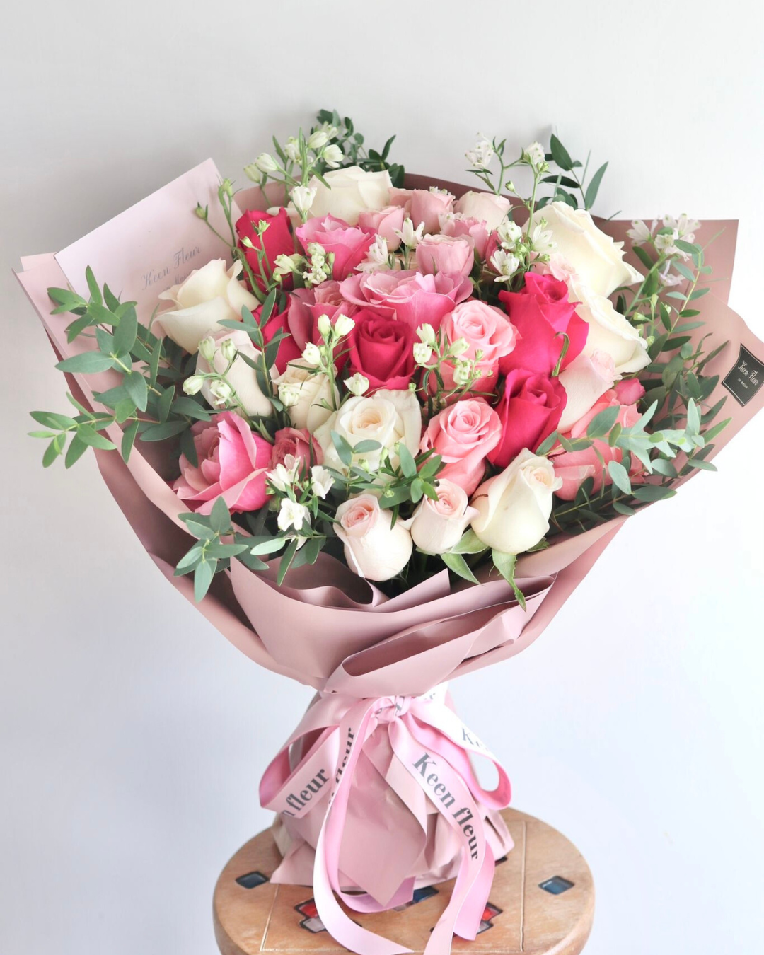 BARBIE 玫瑰鮮花花束