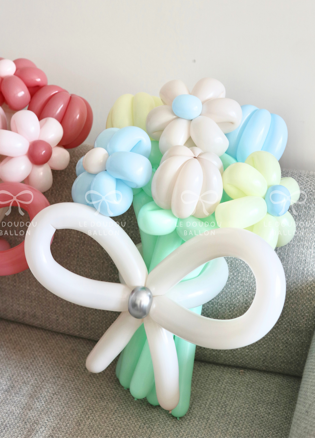 雛菊配鬱金香氣球花束 Daisy and Tulip Balloon Bouquet 